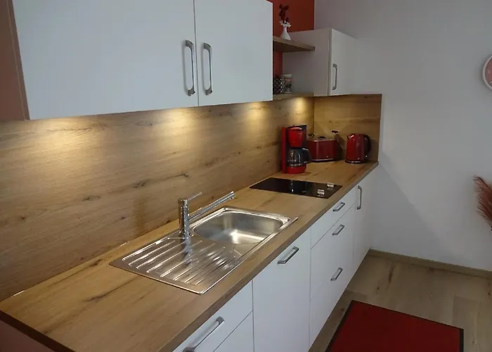 Rum i privatbostad Gaestehaus Regina *