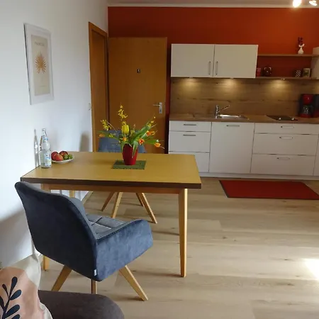 Проживание в семье Gaestehaus Regina *